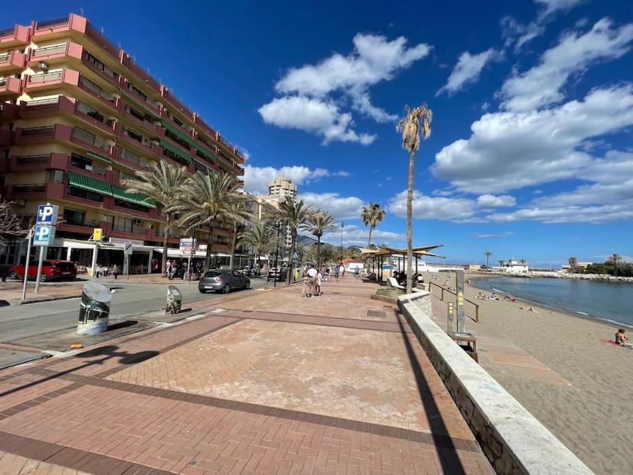 Apartamento Primera Linea Playa-Youtripmalaga Fuengirola Exterior foto